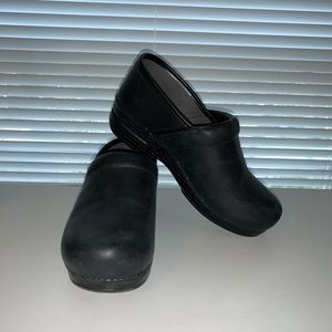 Dansko XP Black Clog
